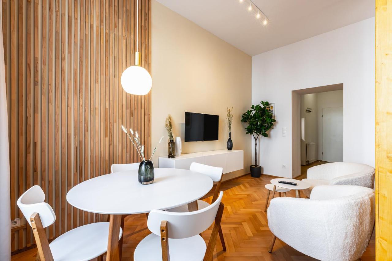 Classy And Elegant Apartments In A Calm Area Viena Exterior foto
