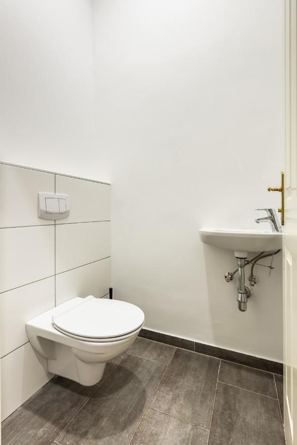 Classy And Elegant Apartments In A Calm Area Viena Exterior foto
